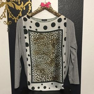 🎀 Gorgeous VENUS Leopard Polka Dot Paisley top!
